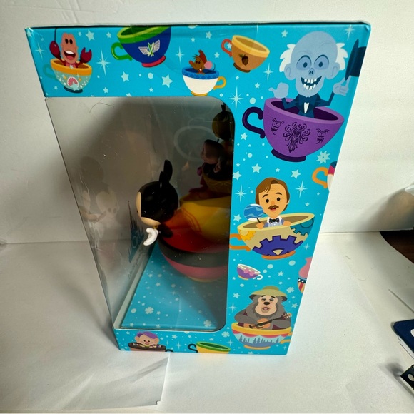 NWT. Disney WDW 50th Kingdom Of Cute Wonderground Teacups Figurine Disney Parks - Picture 3 of 11
